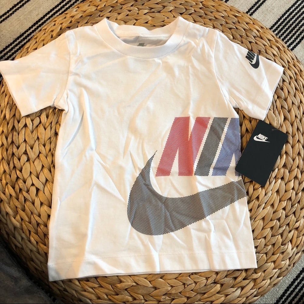 Nike Logo T-shirt